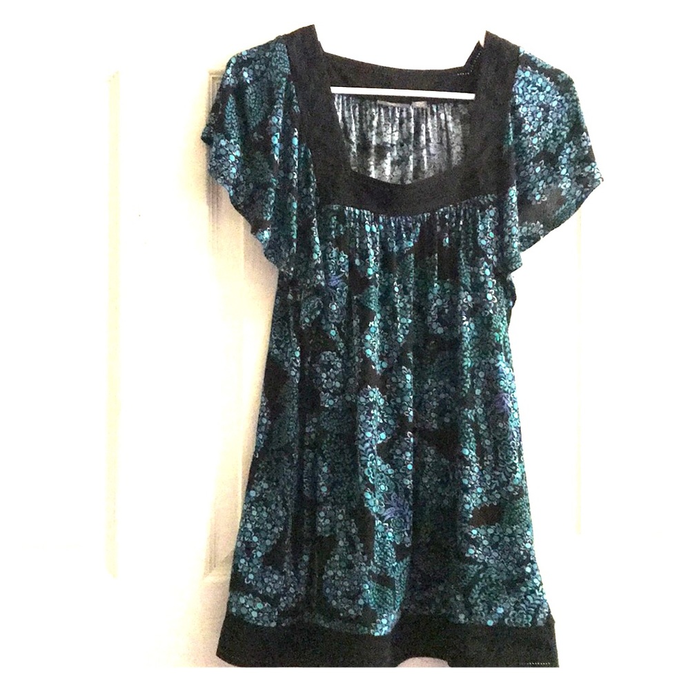 Apt 9 Black & blue 27” long knit boho top
